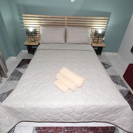 Agios Nikolaos Train Station 1 Bedroom 4 Pers. Атина Екстериор снимка
