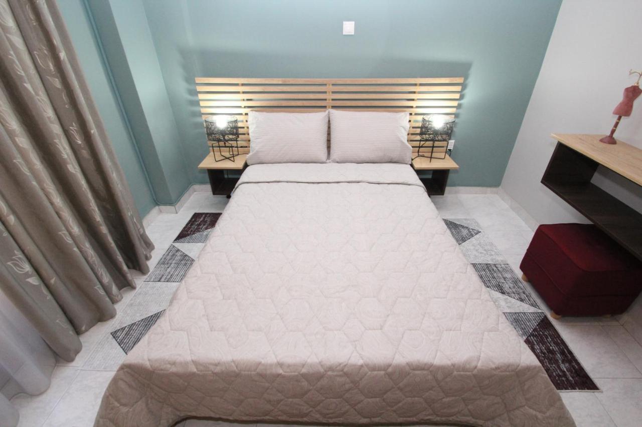 Agios Nikolaos Train Station 1 Bedroom 4 Pers. Атина Екстериор снимка