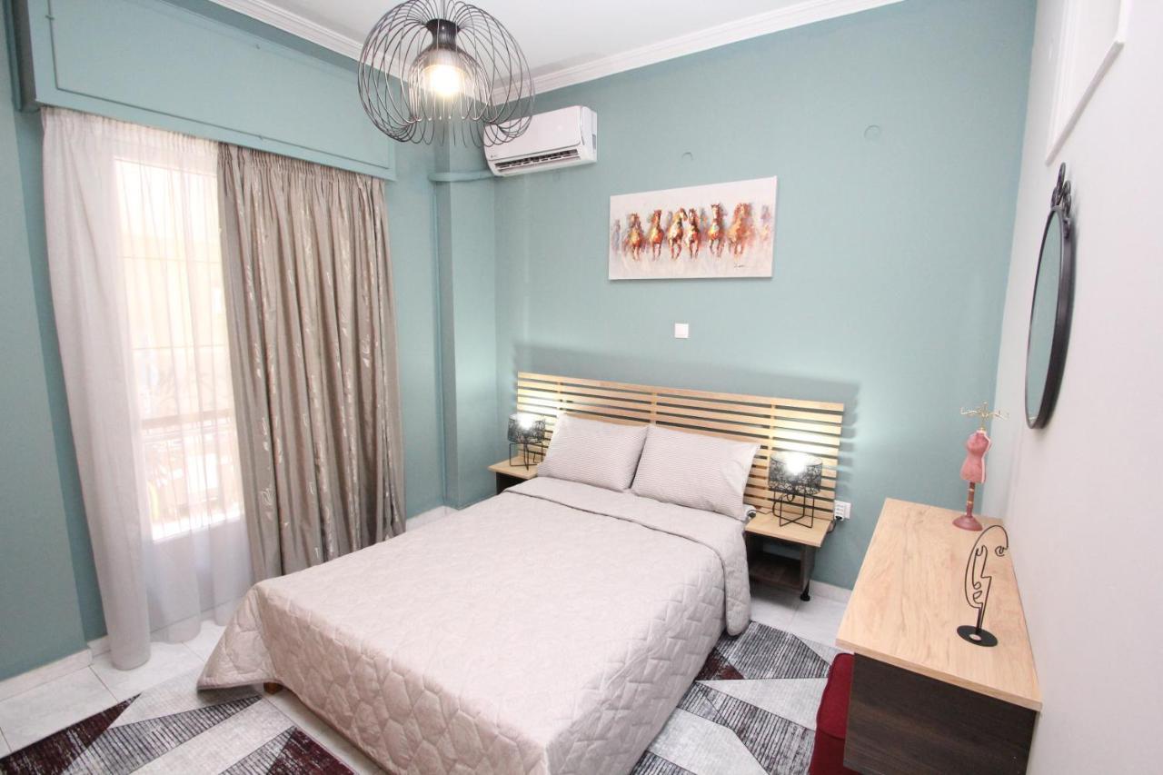 Agios Nikolaos Train Station 1 Bedroom 4 Pers. Атина Екстериор снимка