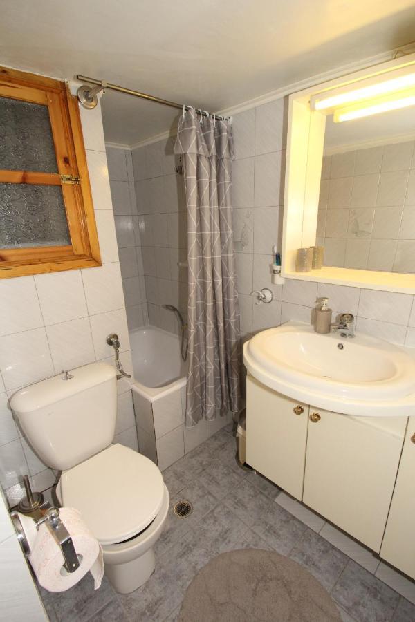 Agios Nikolaos Train Station 1 Bedroom 4 Pers. Атина Екстериор снимка
