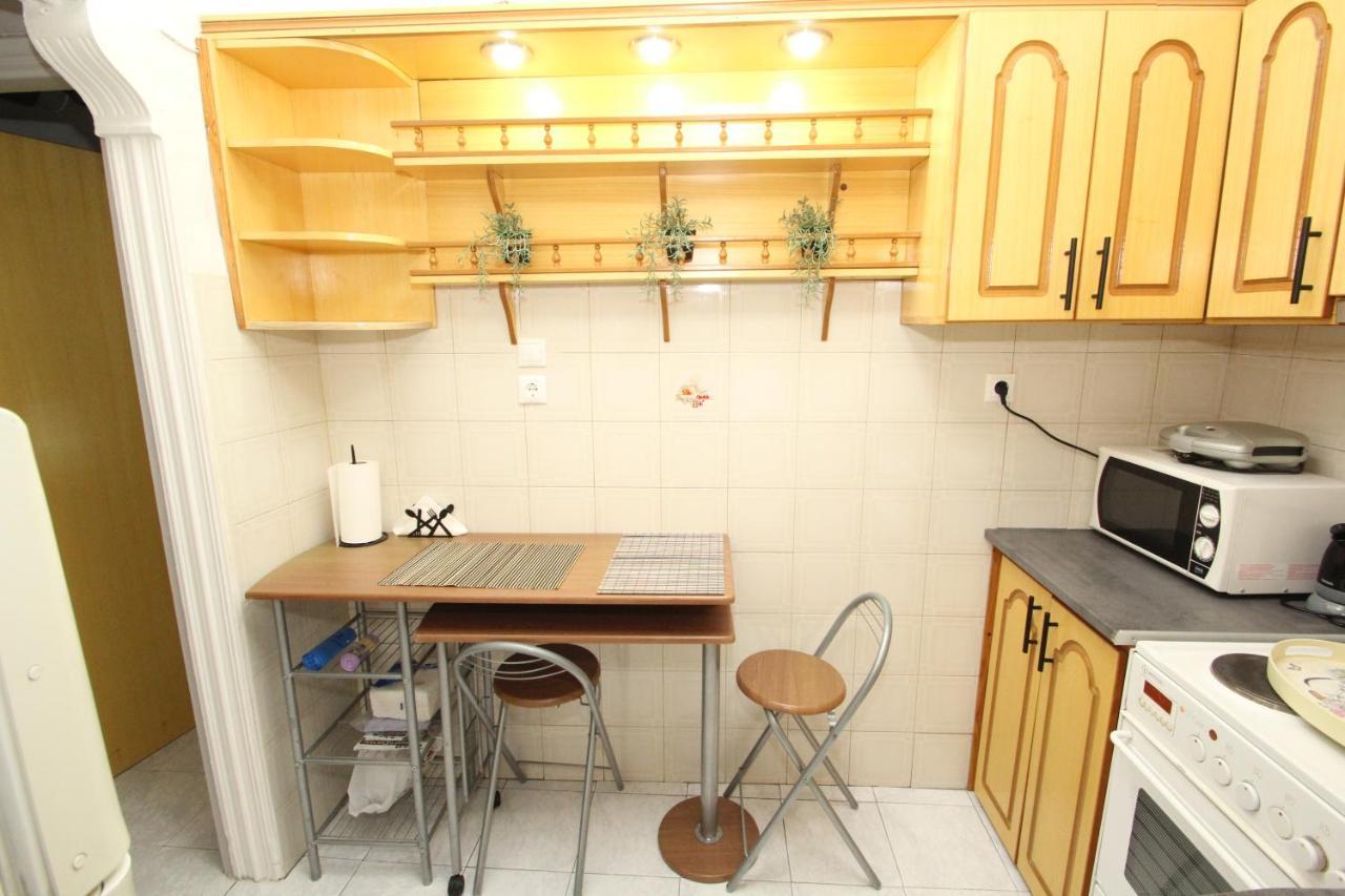 Agios Nikolaos Train Station 1 Bedroom 4 Pers. Атина Екстериор снимка