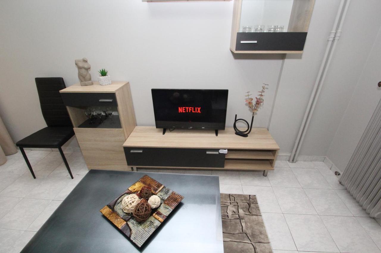 Agios Nikolaos Train Station 1 Bedroom 4 Pers. Атина Екстериор снимка