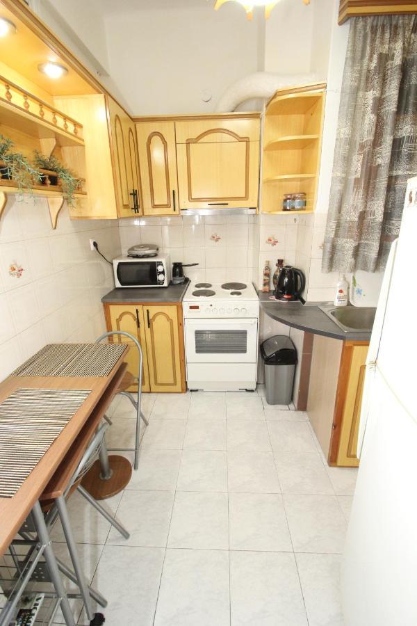 Agios Nikolaos Train Station 1 Bedroom 4 Pers. Атина Екстериор снимка
